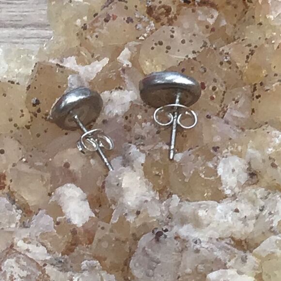 Earrings, Jade and Sterling Silver Stud Earrings, NEW, Handmade, Artisan - Picture 3 of 4